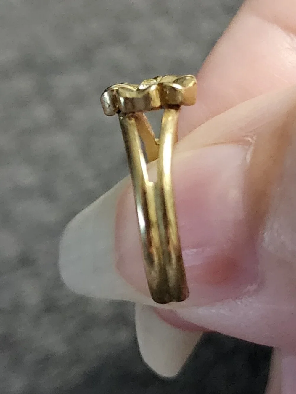 Goldtone Flower Crystal Accent Toe Ring